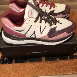 New Balance / FIGS  collab sneakers