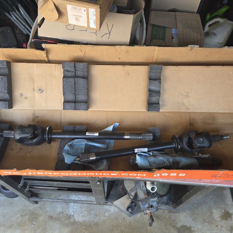 2021 Jeep JL Axle Shaft