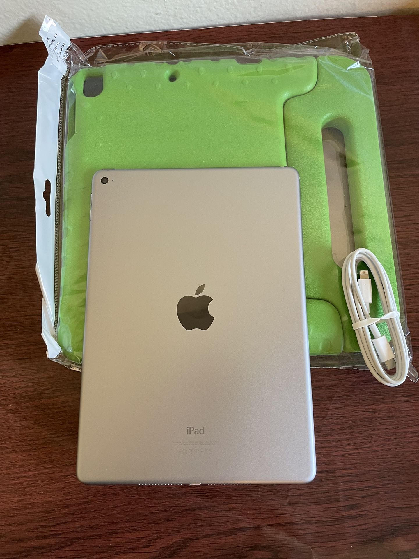 Apple iPad Air 2 64GB with Kids Case And Cable