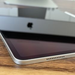 iPad Pro 512gb 12.9inch (GREAT CONDITION)