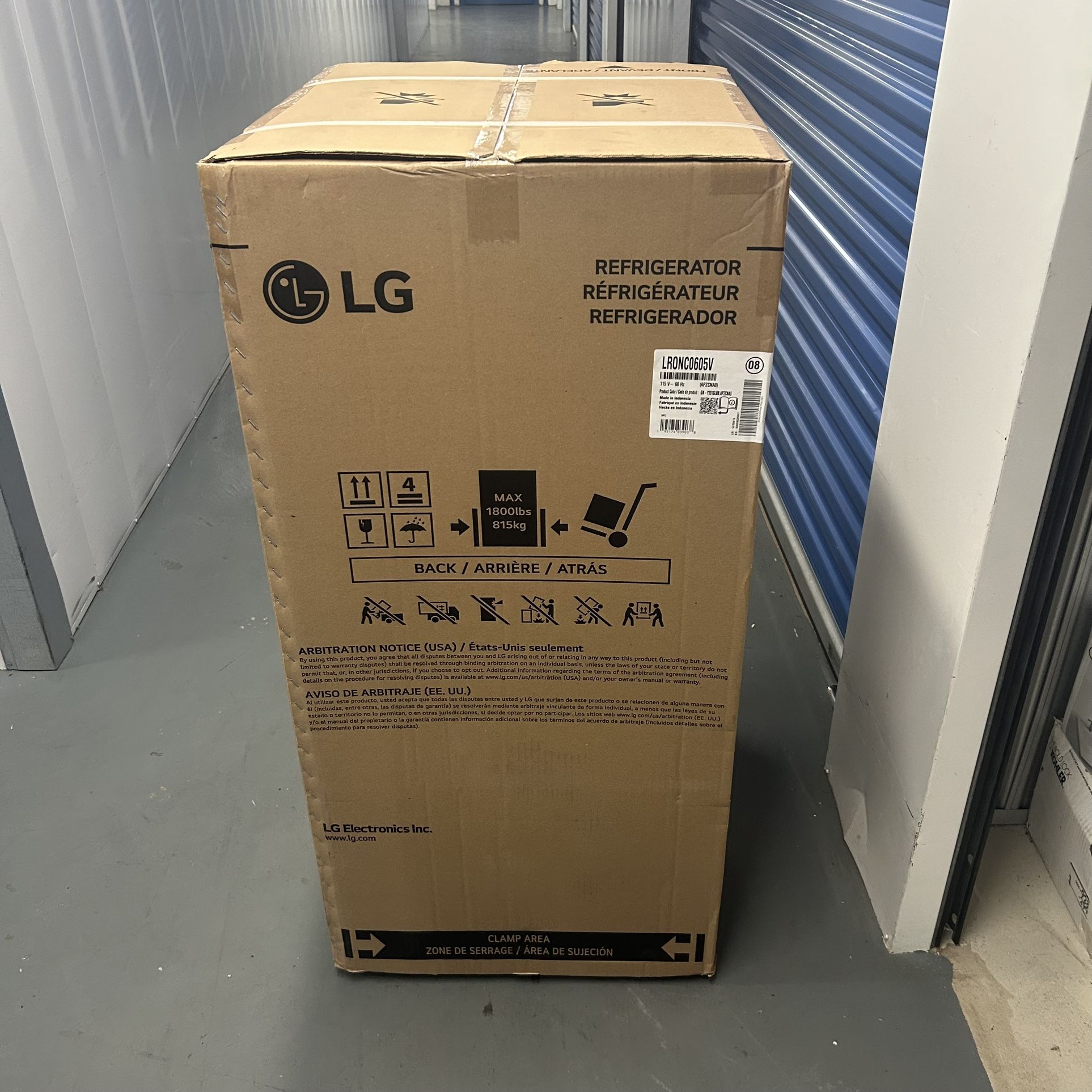 LG 20.63 in. W. 6 cu. ft. Single Door Top Freezer Refrigerator BRAND NEW Silver