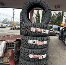 35 X 12.50 R22 Brand New Nitto Ridge Grappler