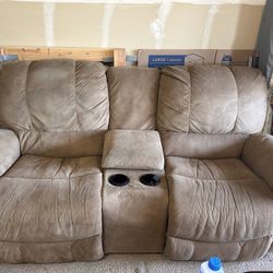 Electronic reclining couch 