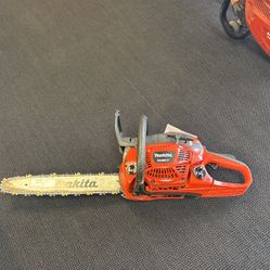 MAKITA CHAINSAW 