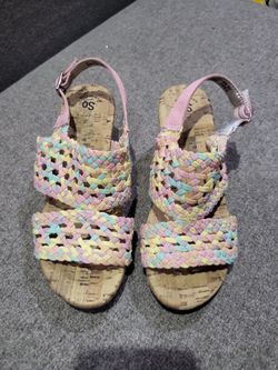 Girl's wedge sandals size 1