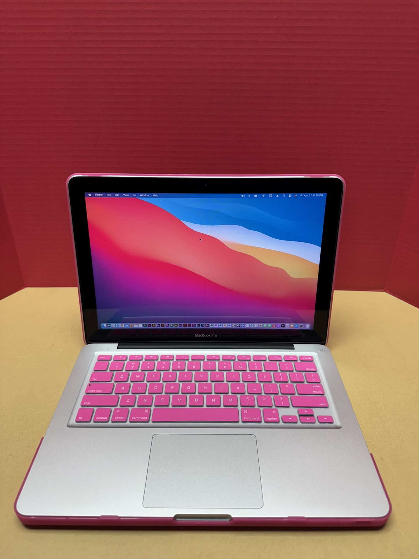 Apple Macbook Pro 13.3” 2.5GHz i5 16GB RAM 250GB SSD macOS Monterrey