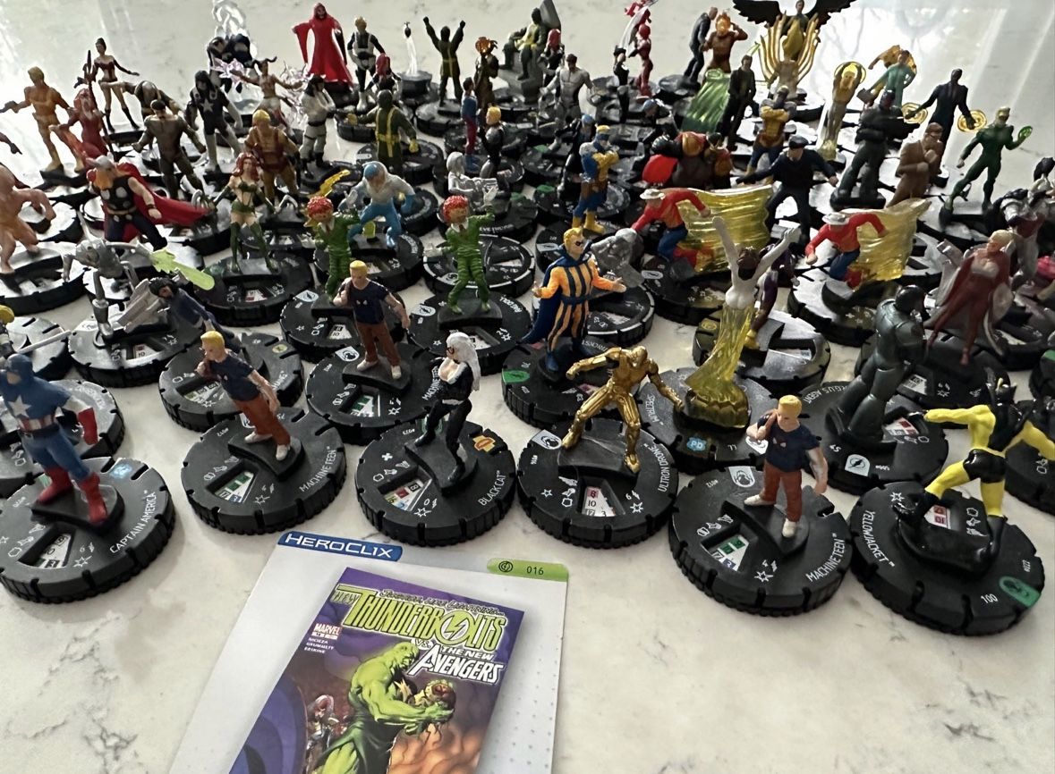 Lot of 75 Marvel / The Flash / Superman / Venom / Deadpool WizKids Including: - “the Flash” Mini Figurines 2014 Wizkids/Neca HeroClix. - Captain Am