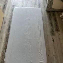 8’’ Liquid Cooling Gel Memory Form Mattress 