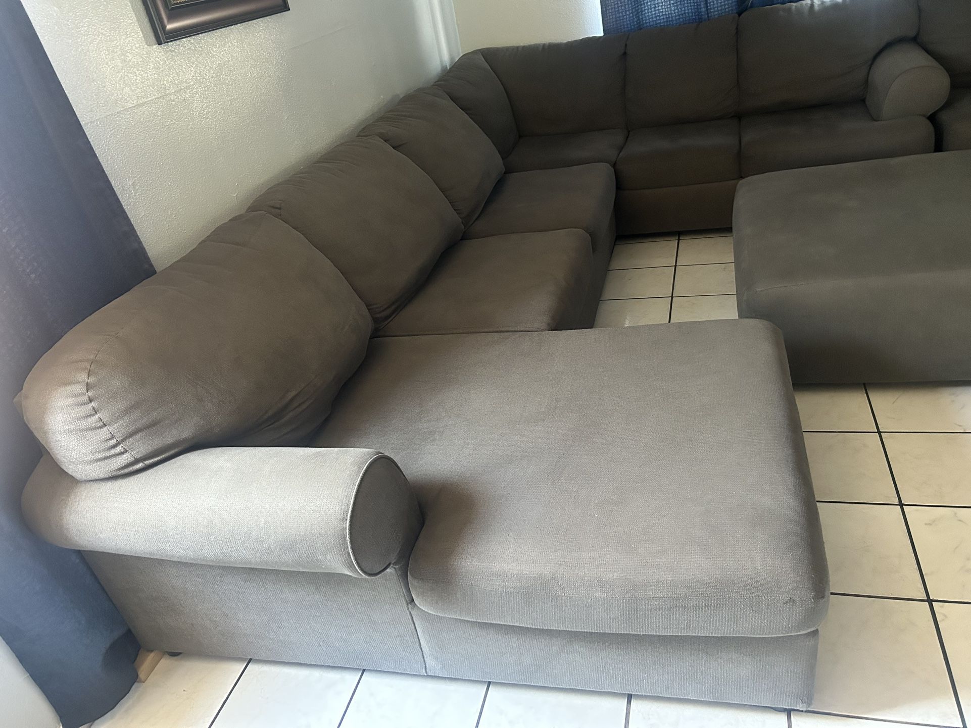 Living Room Sofa Set