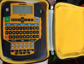 DYMO Rhino 4200 Industrial Label Maker with Protective Carrying Case Like new