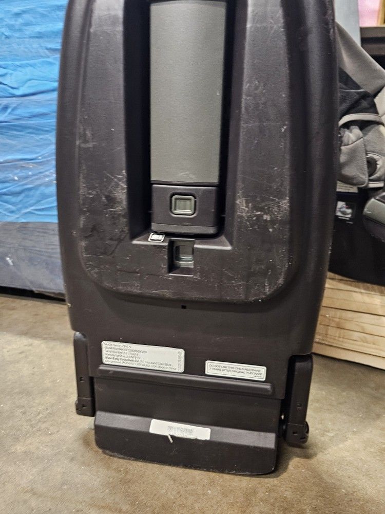 NUNA INFANT Pipa RX CAR Seat & BASE