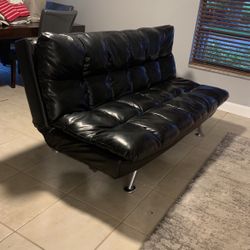 BLACK LEATHER COUCH