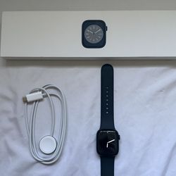 Black Apple Watch Series 8 41 mm NO DAMAGE