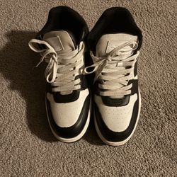 Off Whites Out Of Office, Black, And Size 11