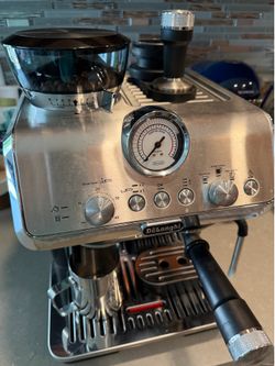 De’Longhi Espresso Machine (La Specialista)
