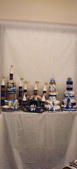 Beautiful Hand crafted Baby Shower or Reveal for your special event.   Price for  all items displayed.