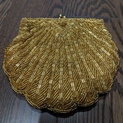 Gold Beaded Shell Purse 