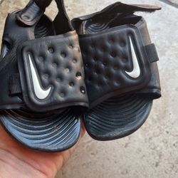 Nike Sandals Size 6C