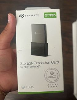 Xbox storage expansion card