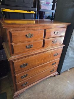 Wooden 7 Drawer Dresser, Working Condition. Brown Real Wood. Solid. 48” Tall