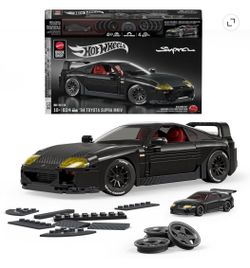 Hot Wheels Mattel Brick Shop '94 Toyota Supra MKIV Building Set