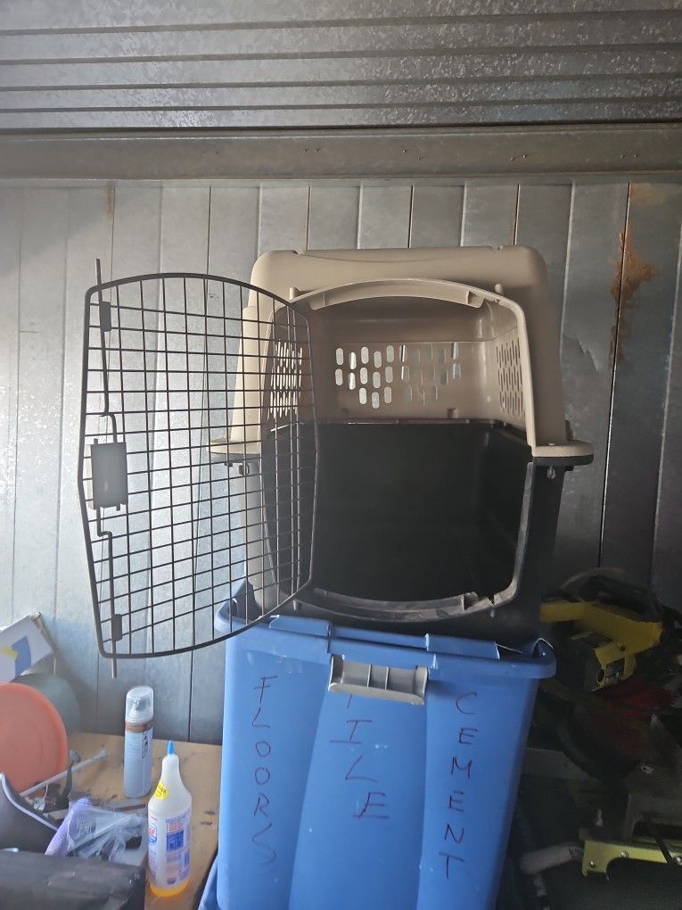 Dog Kennel 32x23x22