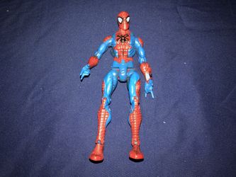 Toybiz Marvel Legends Spiderman Figure