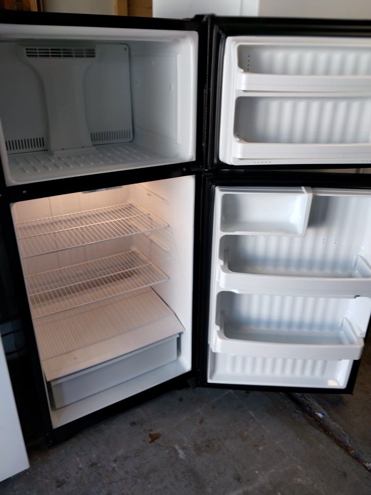 Refrigerator Free Deliver