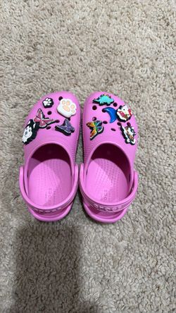 Girl’s Crocs shoes