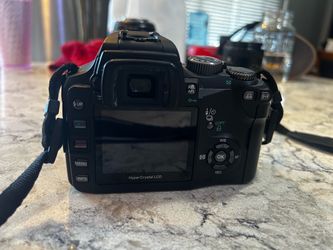 Olympus e500 Camera with 2 lenses