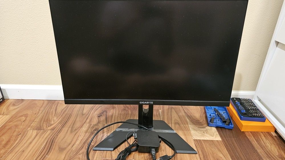 Gigabyte M27Q 165hz 27" 1440p IPS Monitor