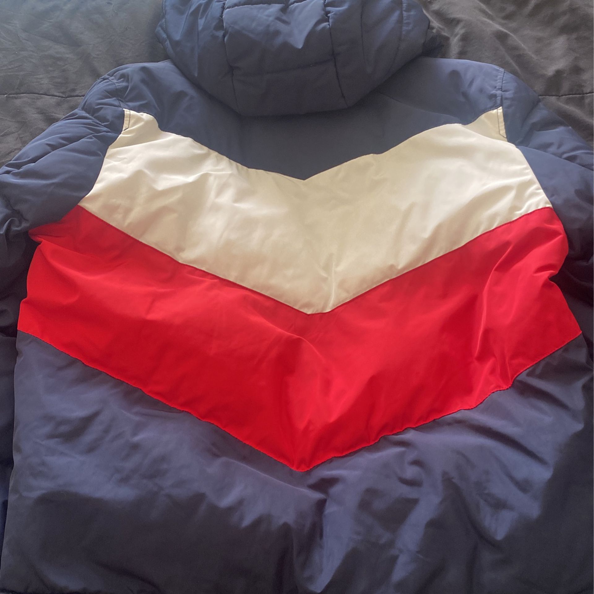 Tommy Coat Great Condition Only Been Worn Once Red,Whit,Blue