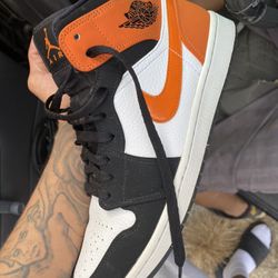 Size 10.5 - Jordan 1 Mid Shattered Backboard 2019