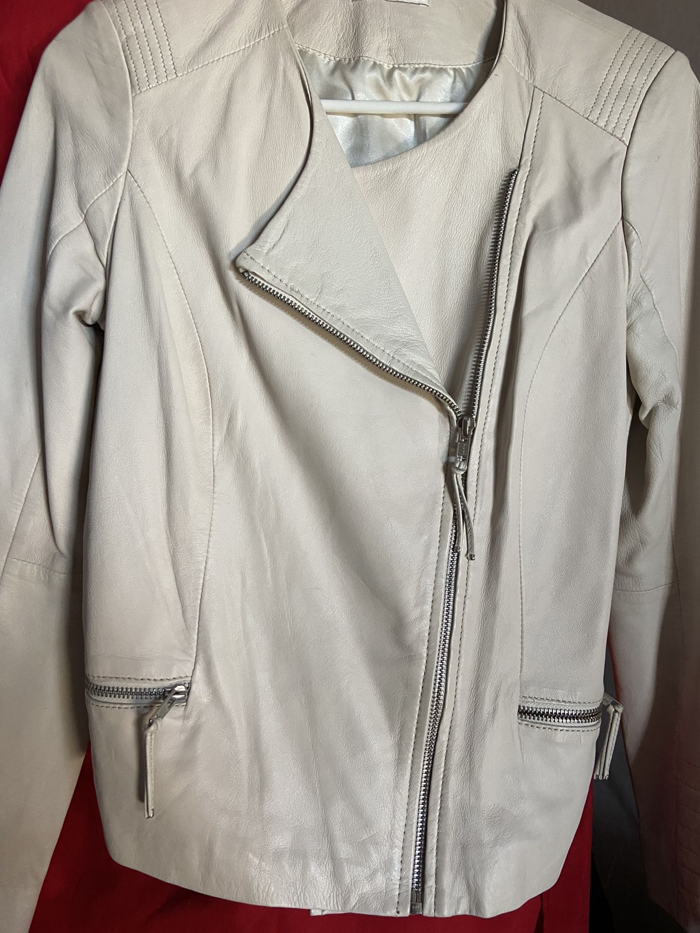 LEATHER JACKET Small