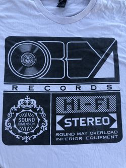 Obey men’s size L