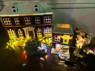 LEGO Ideas Home Alone 21330 Set