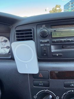 Belkin car mount