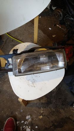 1990 to 1993 Acura Integra passenger headlight