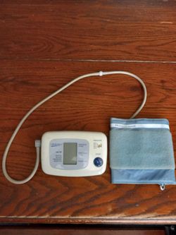Blood pressure monitor
