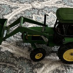 ERTL John Deere 2755 Utility Tractor with Front-End Loader 1/16 scale.