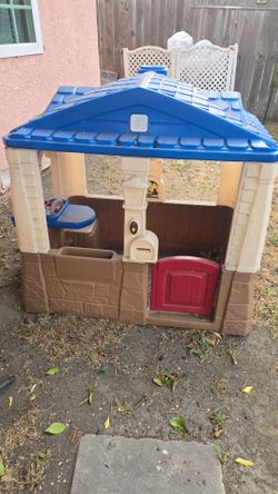 LITTLE TYKES PLAY HOUSE TODDLER/KIDS