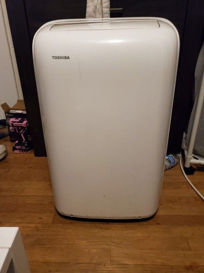 Portable AC Unit, Heater, Dehumidifier