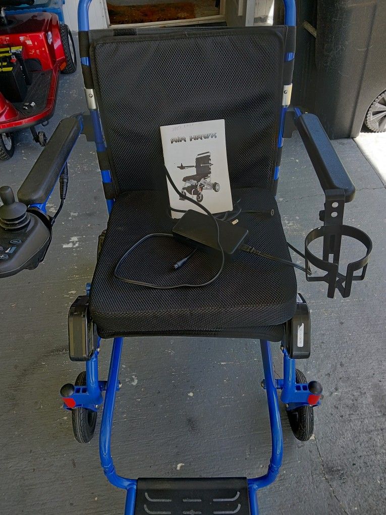 Light Weight Folding Power Chair