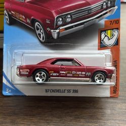 Hot Wheels 2019 Muscle Mania #7/10 '67 Chevelle SS 396 #FYD07 échelle 1:64