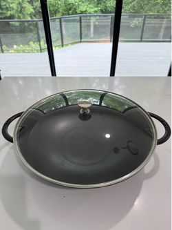 STAUB Cast Iron Wok, 6-quart, Black Matte