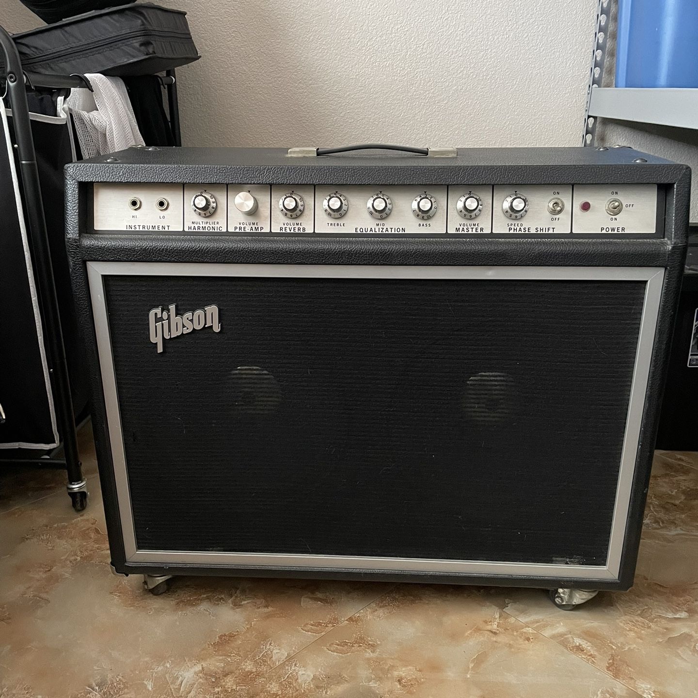 Vintage Gibson G105 2x12 SS Guitar Amp for Sale in Hialeah, FL