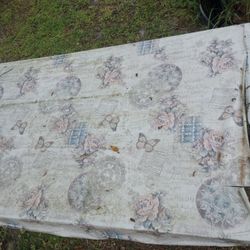 Free Large Exterior Table
