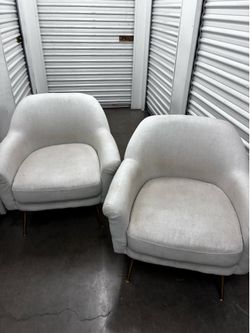 White accent chairs