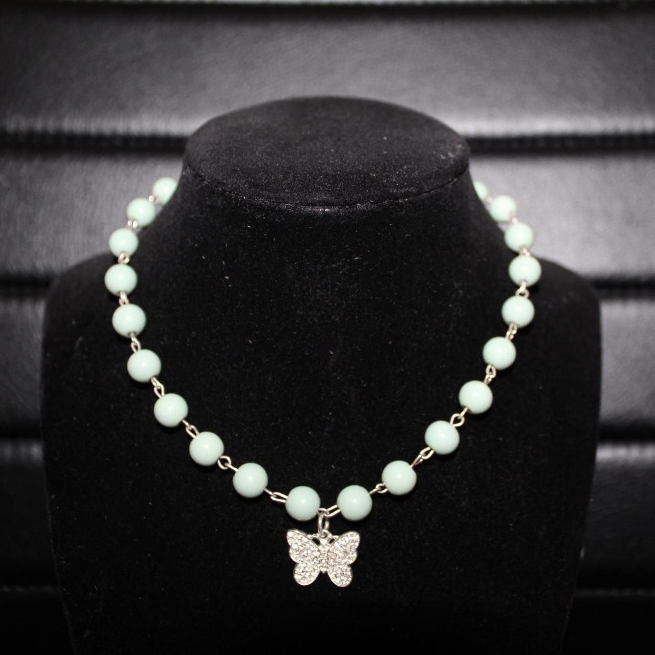 🦋ʙʟɪɴɢʏ ʙᴜᴛᴛᴇʀғʟʏ ᴘᴇᴀʀʟ ᴄʜᴏᴋᴇʀ🦋