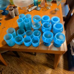 20 Piece Set Of Blue Cups